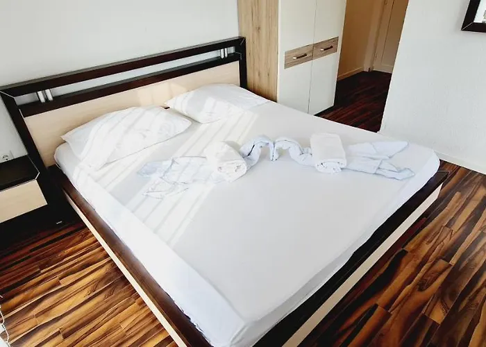 Bella 汽车旅馆 3*