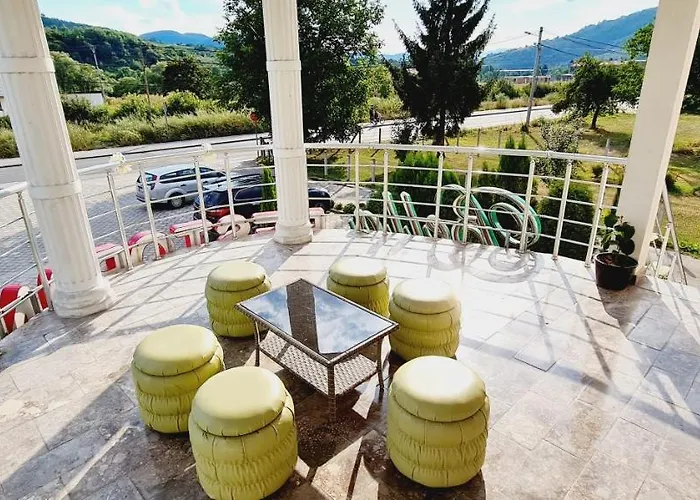 Bella 汽车旅馆 3*